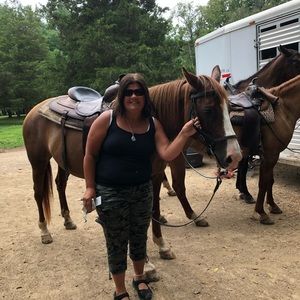 Meet your Posher, Carrie